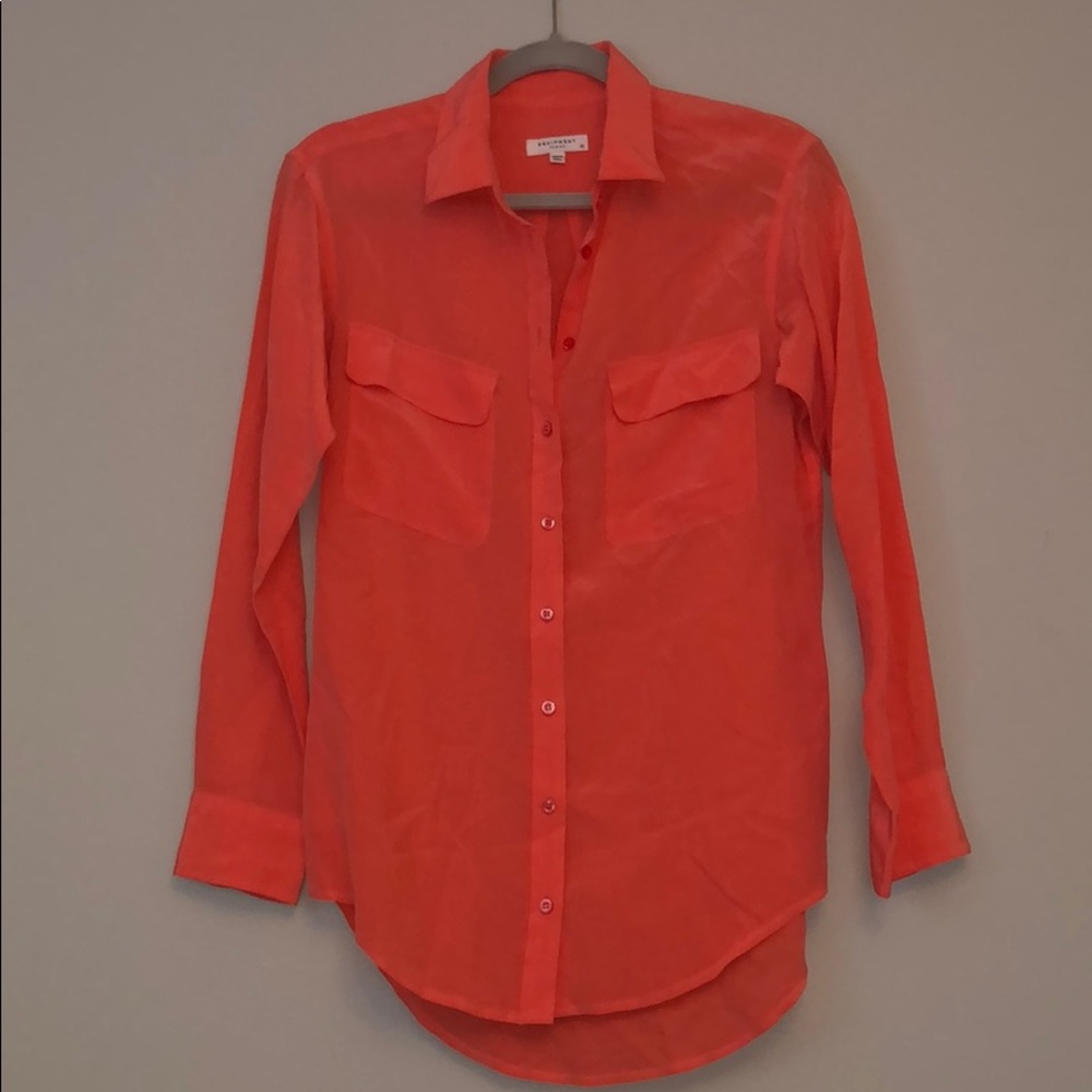 Equipment Button down